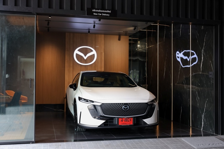 batch_Photo-06 Mazda จับมือพระราม 7 กรุ๊ป เปิดโชว์รูม “มาสด้า สาทร-พระราม 3” มุ่งมั่นส่งมอบบริการเหนือระดับ