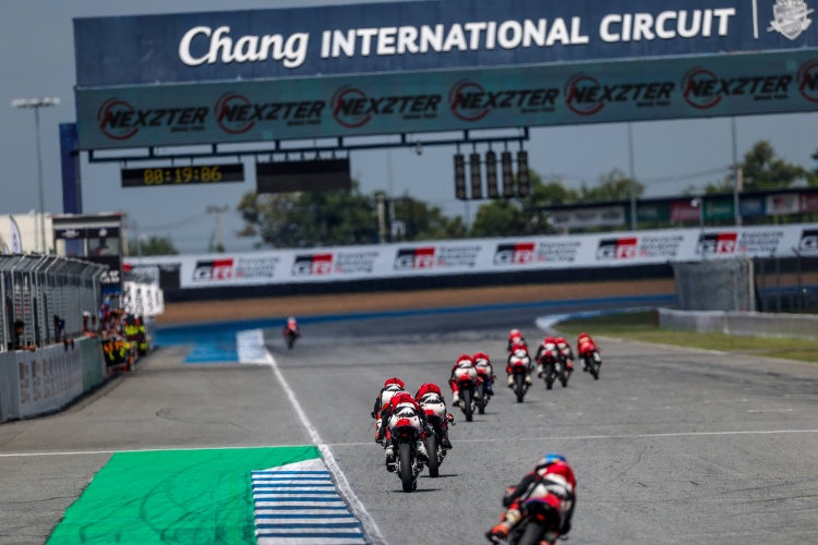batch_Pre-TTC-Rd.4-02 ทัพนักบิดดาวรุ่งไทย ตั้งเป้าสร้างผลงานโฮมเรซ ศึก Idemitsu Honda Thailand Talent Cup 2026 สนาม 4 ที่ บุรีรัมย์