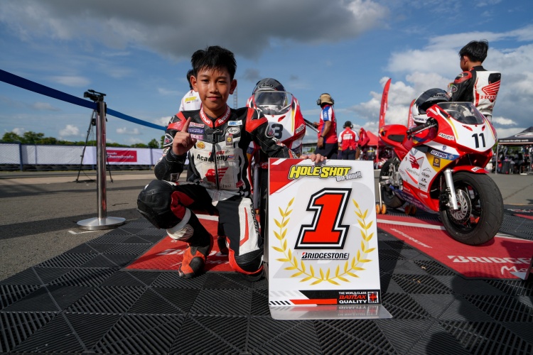 batch_Race-Academy-Rd.7-02 “มาร์วิน-ศรัณวัชร์” ควง “เดอะเบสท์-ภาสกร” โชว์ฟอร์มแกร่ง คว้าแชมป์ศึกดวลความเร็วเฟ้นหายอดนักบิดเยาวชน ฮอนด้า อะคาเดมี่ 2026 สนาม 7 บุรีรัมย์