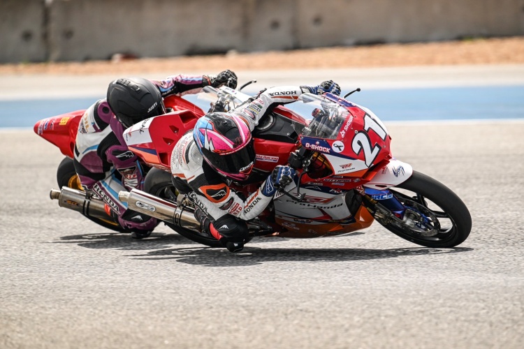 batch_Race-BRIC-Rd.3-07 “ไฮเปค-กฤษฎา” ผงาดคว้าชัยโฮมเรซ ทัพฮอนด้า เดินหน้ากวาดโพเดียม 2 รุ่นใหญ่ ศึก BRIC Superbike สนาม 3