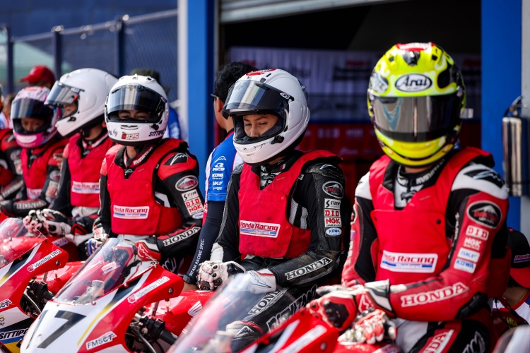 batch_Race-TTC-Rd.4-04 "ไบร์ท-เตชินท์" ฟอร์มแกร่ง คว้าแชมป์และดับเบิลโพเดียม ศึกอิเดมิตสึ ฮอนด้า ไทยแลนด์ ทาเลนต์ คัพ 2026 สนามที่ 4 บุรีรัมย์