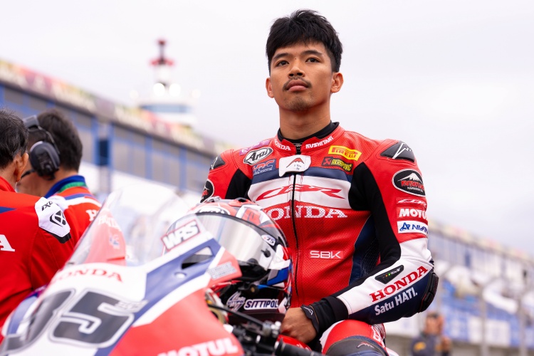 batch_Race-WSBK-Rd.12-03 “ก้อง-สมเกียรติ” ระเบิดฟอร์มส่งท้ายปี! แซงโหดคว้าอันดับ 14 เรซสุดท้าย เวิลด์ ซูเปอร์ไบค์ ที่ เฮเรซ