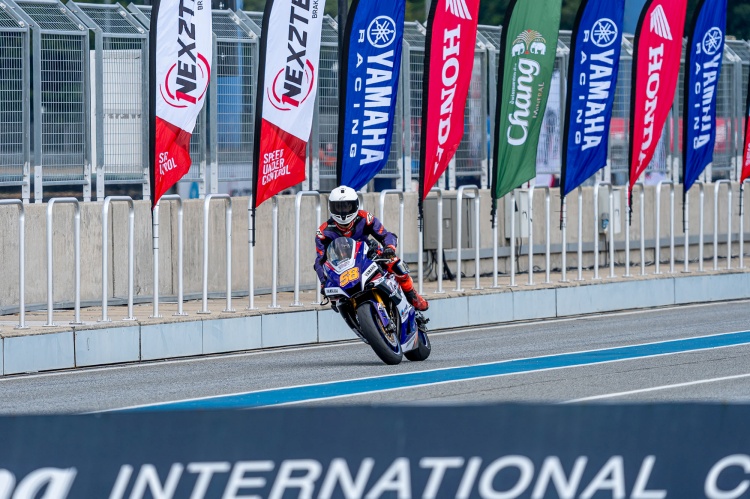 batch_S__54960150 “ชิพ-พอล-ฟริตซ์” นำทัพดาวดังดวล NEXZTER BRIC Superbike สนาม 3 สุดเข้มข้น “โอม-ภวัต” ขยับขึ้น ST2 พร้อมลุยเอ็นดูรานซ์ 2 ชั่วโมง สุดสัปดาห์นี
