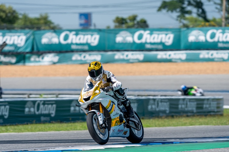 batch_S__54960151 “ชิพ-พอล-ฟริตซ์” นำทัพดาวดังดวล NEXZTER BRIC Superbike สนาม 3 สุดเข้มข้น “โอม-ภวัต” ขยับขึ้น ST2 พร้อมลุยเอ็นดูรานซ์ 2 ชั่วโมง สุดสัปดาห์นี