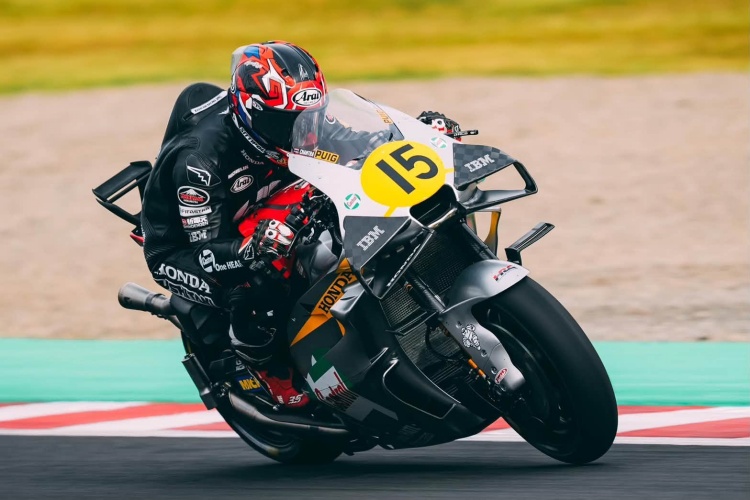 batch_Scoop-WSBK-2026-05 “ก้อง-สมเกียรติ” ฝ่าฟันบททดสอบ WorldSBK ปีแรก! เก็บประสบการณ์เพื่อต่อยอด พร้อมลุยต่อกับ Honda HRC เต็มฤดูกาลหน้า 2027